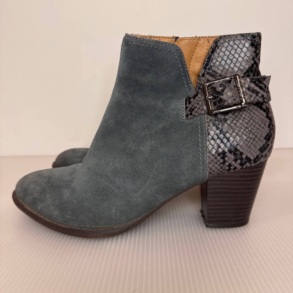 Vionic Naomi Snake Embossed‎ Suede Ankle Boots Block Heel Buckle Women 9 - Picture 2 of 9